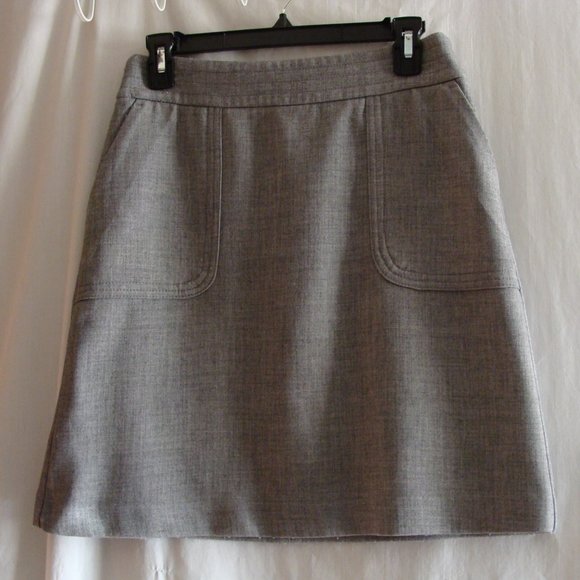 ANN TAYLOR LOFT Light Gray A-Line Fully Lined SKIRT Sz 4P - Picture 1 of 6